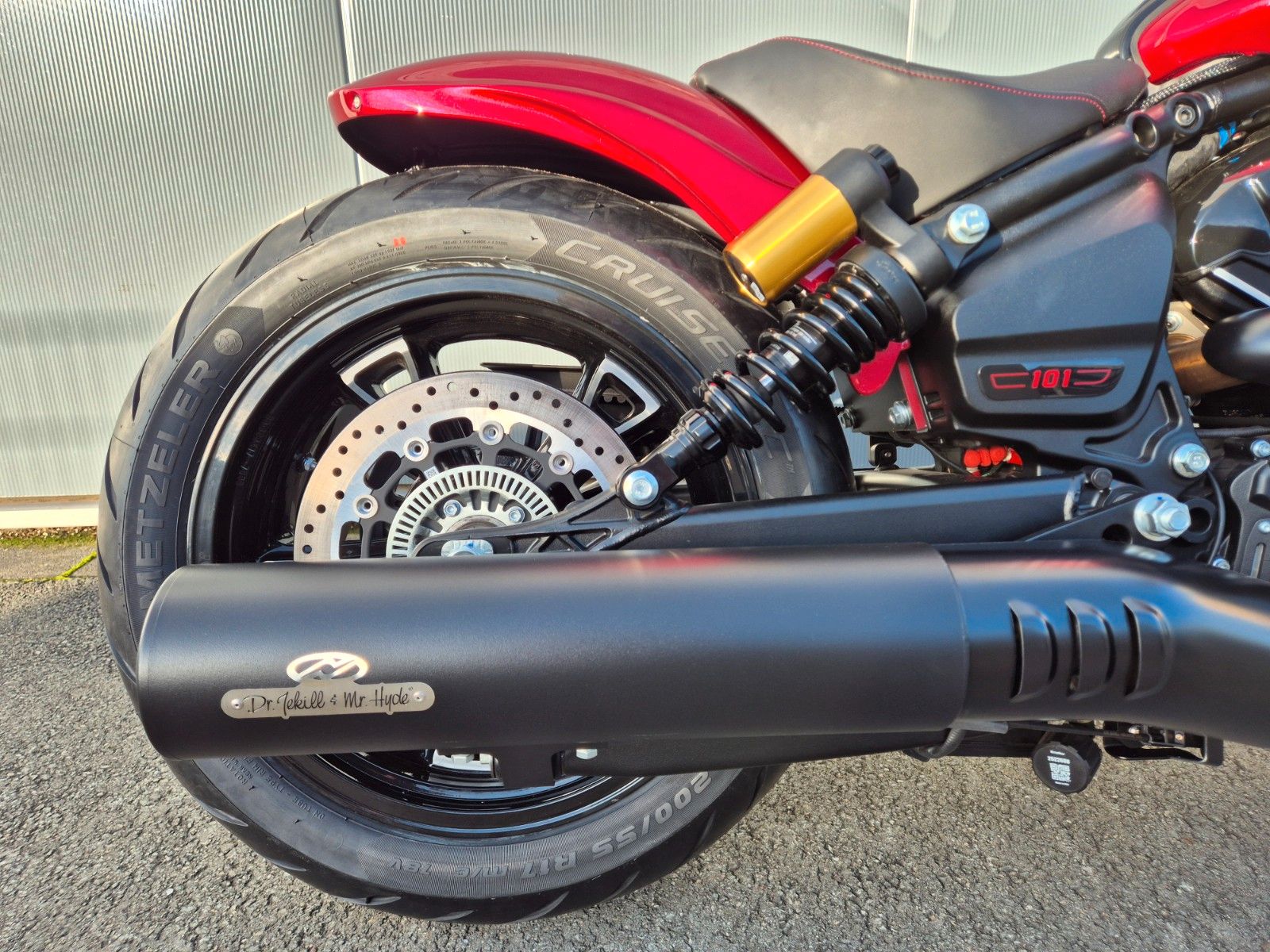Fahrzeugabbildung Indian SCOUT 101°°HIGH PERFORMANCE CUSTOM°° JEKILL&HYDE