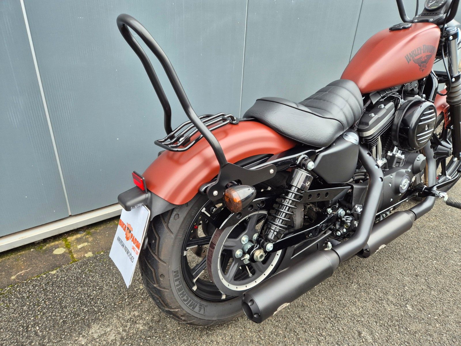 Fahrzeugabbildung Harley-Davidson XL883 N °°SPORTSTER IRON°° - JEKILL&HYDE -