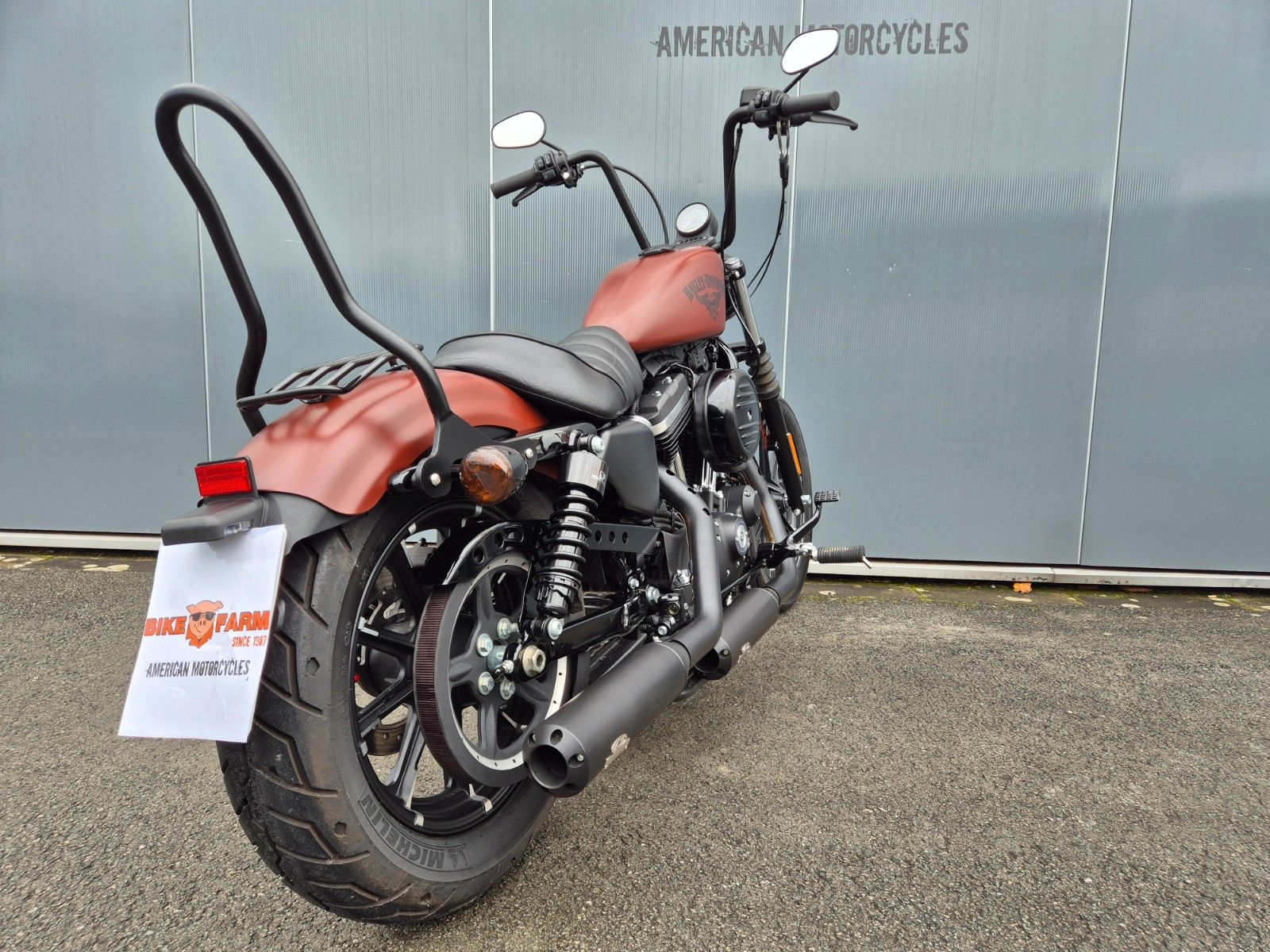 Fahrzeugabbildung Harley-Davidson XL883 N °°SPORTSTER IRON°° - JEKILL&HYDE -