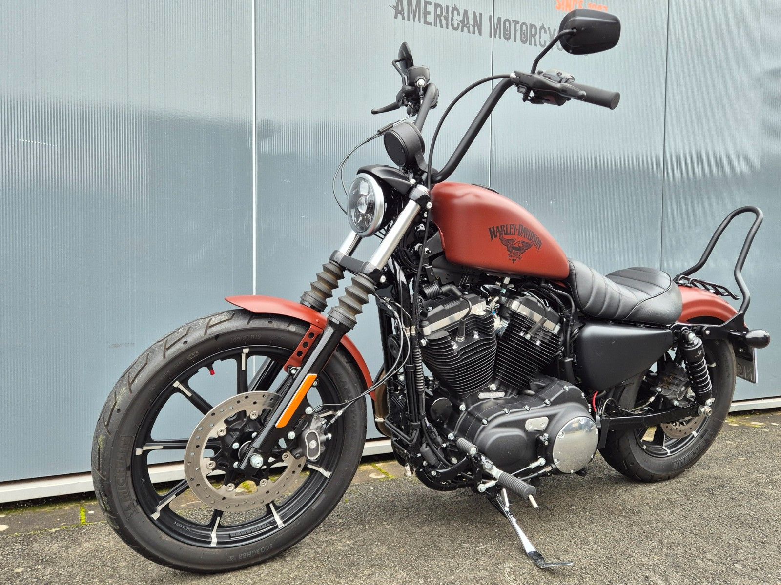 Fahrzeugabbildung Harley-Davidson XL883 N °°SPORTSTER IRON°° - JEKILL&HYDE -