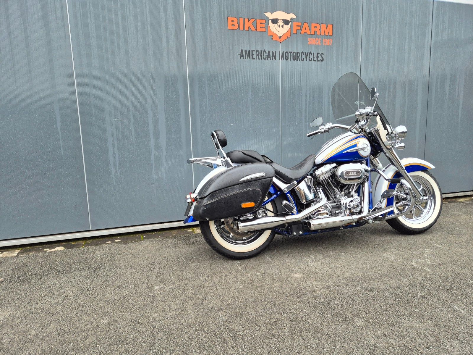 Fahrzeugabbildung Harley-Davidson FLSTNSE °°SOFTAIL DELUXE CVO°° -JEKILL&HYDE-