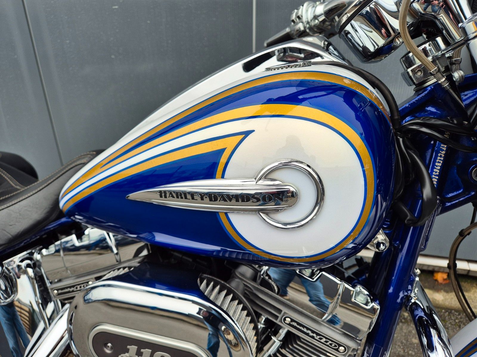 Fahrzeugabbildung Harley-Davidson FLSTNSE °°SOFTAIL DELUXE CVO°° -JEKILL&HYDE-