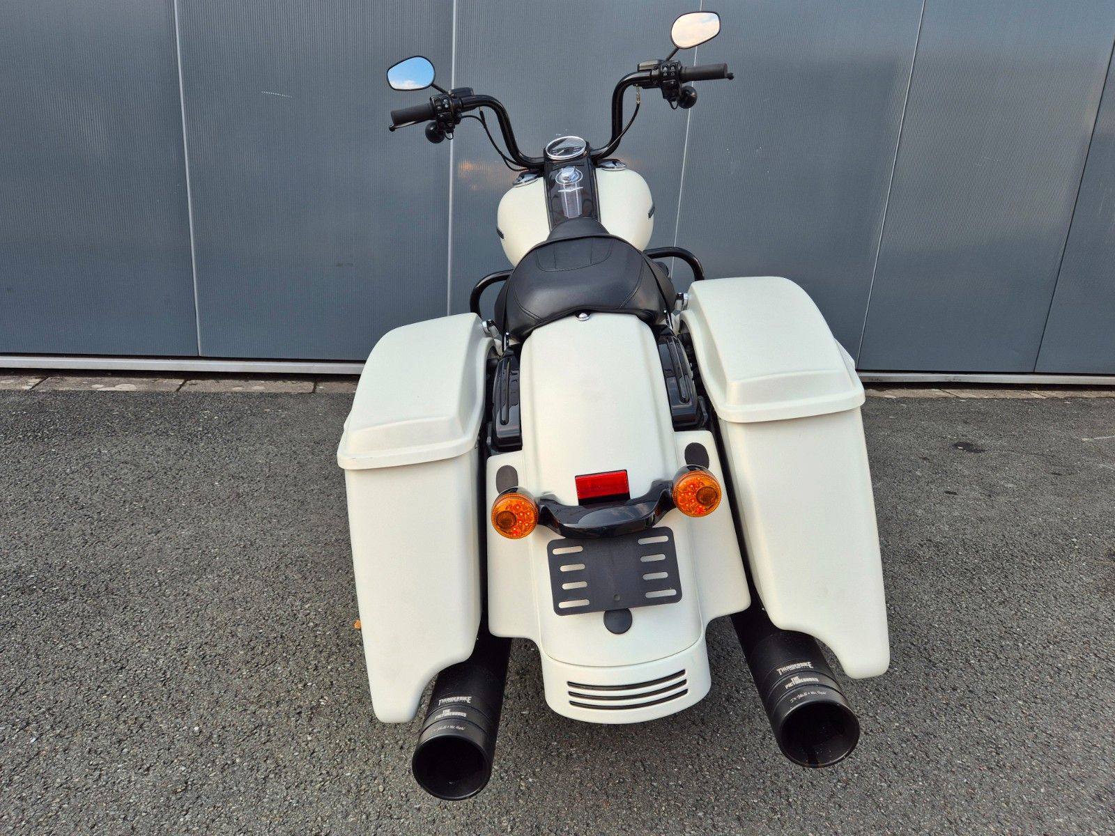 Fahrzeugabbildung Harley-Davidson FLHRXS°°ROAD KING SPECIAL°° *JEKILL&HYDE*
