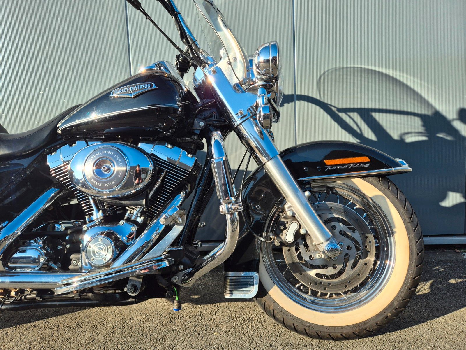 Fahrzeugabbildung Harley-Davidson FLHRC°° ROAD KING CLASSIC - 5HD °° -KESS TECH-