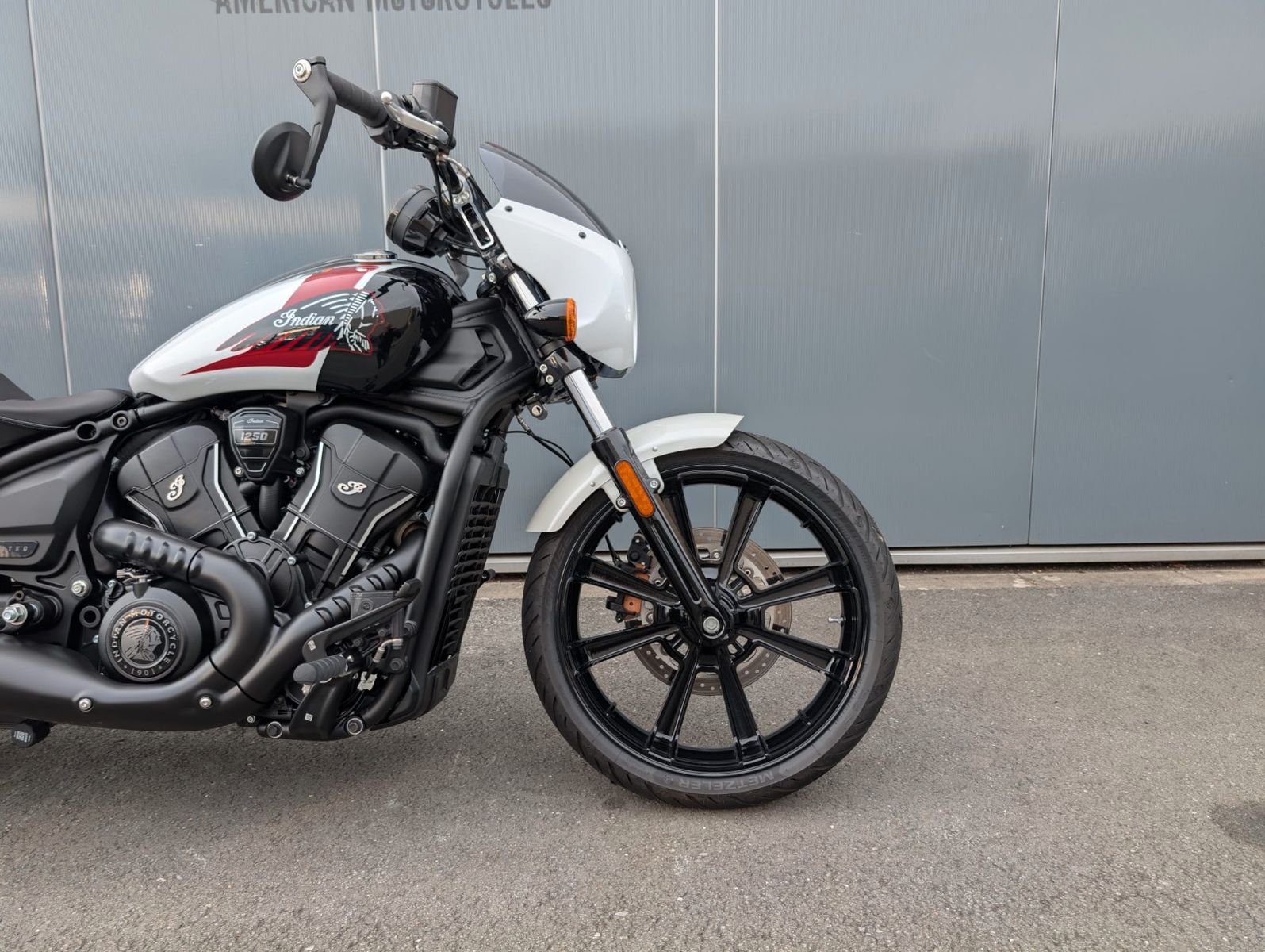 Fahrzeugabbildung Indian SPORT SCOUT * 101 STYLE * LIMITED+TECH