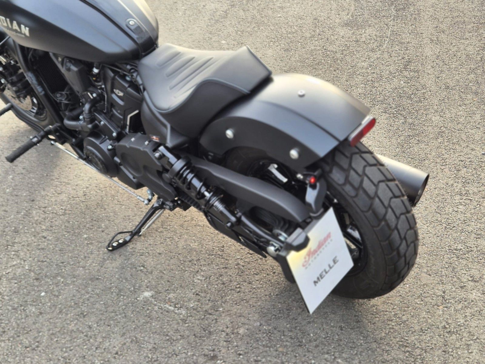 Fahrzeugabbildung Indian SCOUT BOBBER LIMITED+TECH *JEKILL&HYDE* 1. HAND