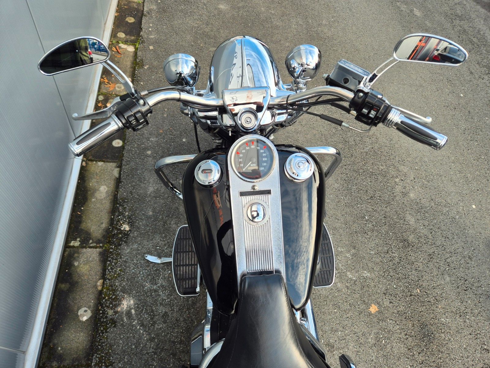 Fahrzeugabbildung Harley-Davidson FLHR °°ROAD KING°° -EVO-