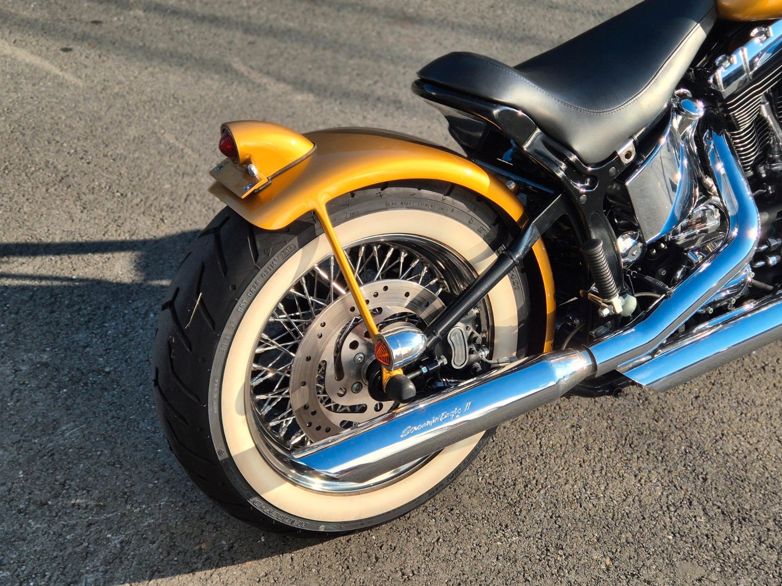 Fahrzeugabbildung Harley-Davidson FXSTS °°SOFTAIL SPRINGER°° -GOLD CUSTOM-