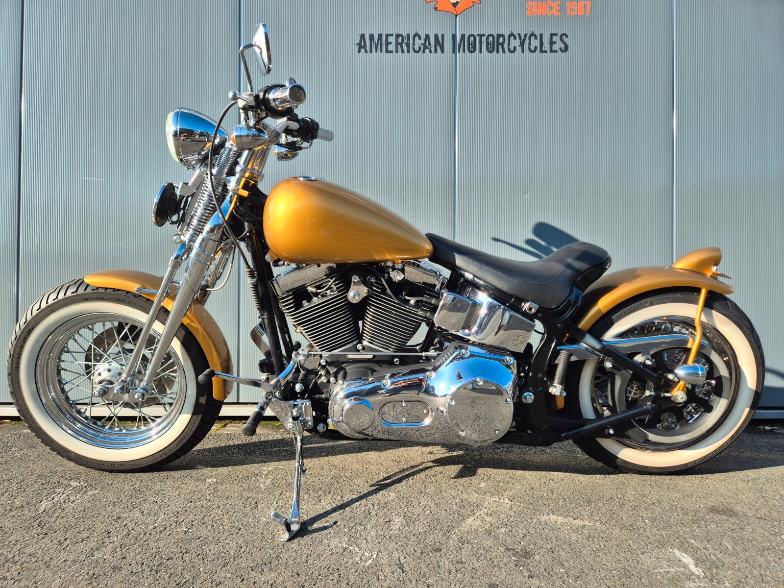 Fahrzeugabbildung Harley-Davidson FXSTS °°SOFTAIL SPRINGER°° -GOLD CUSTOM-