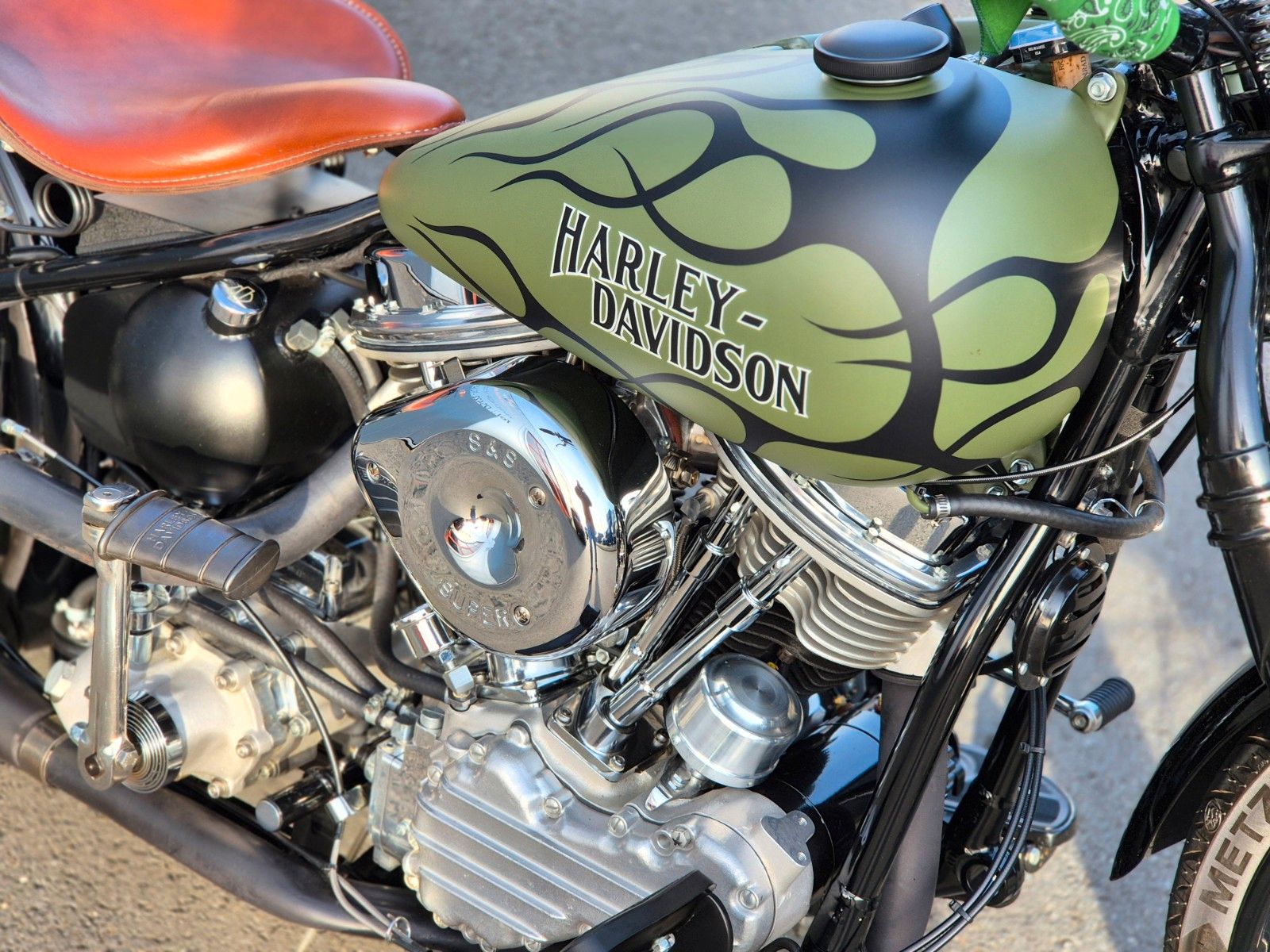 Fahrzeugabbildung Harley-Davidson FL °°PANHEAD CHOPPER°° *GREEN GHOST*