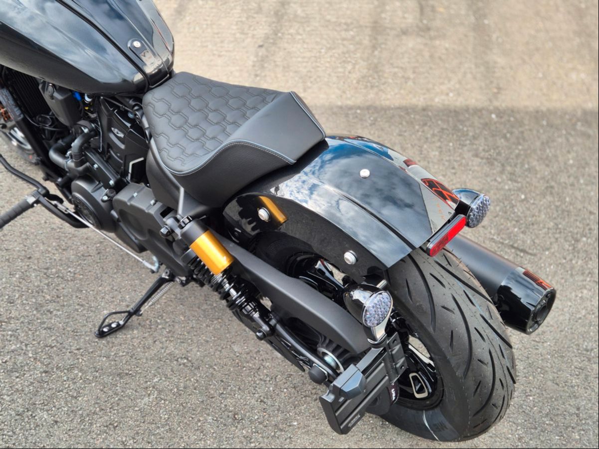 Fahrzeugabbildung Indian SCOUT 101 * BLACK CRYSTAL * SOFORT