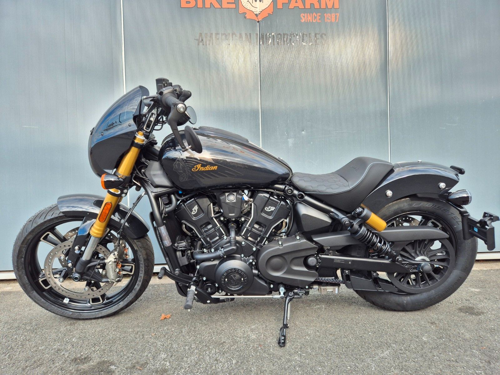 Fahrzeugabbildung Indian SCOUT 101 * BLACK CRYSTAL * SOFORT
