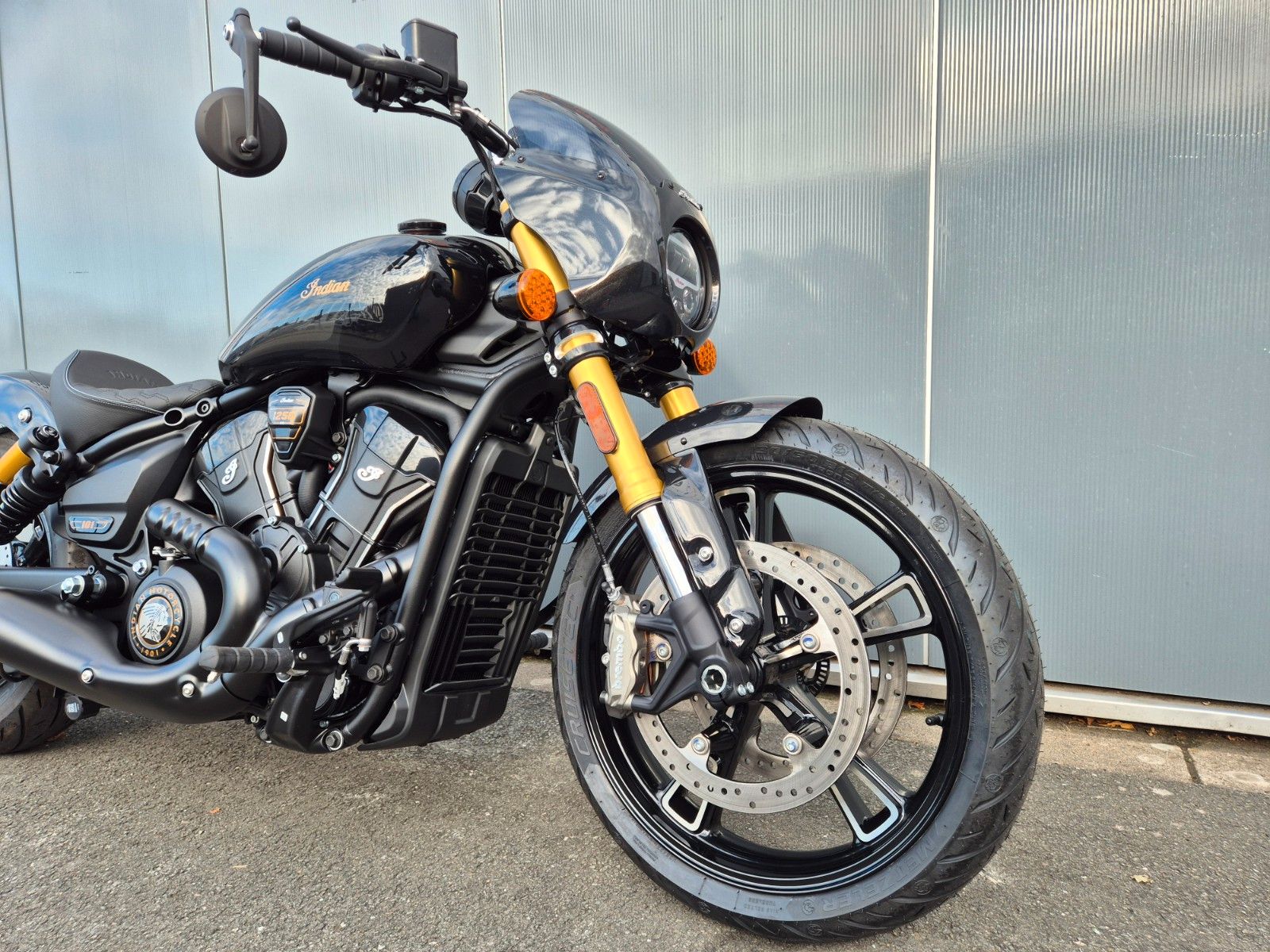 Fahrzeugabbildung Indian SCOUT 101 * BLACK CRYSTAL * SOFORT
