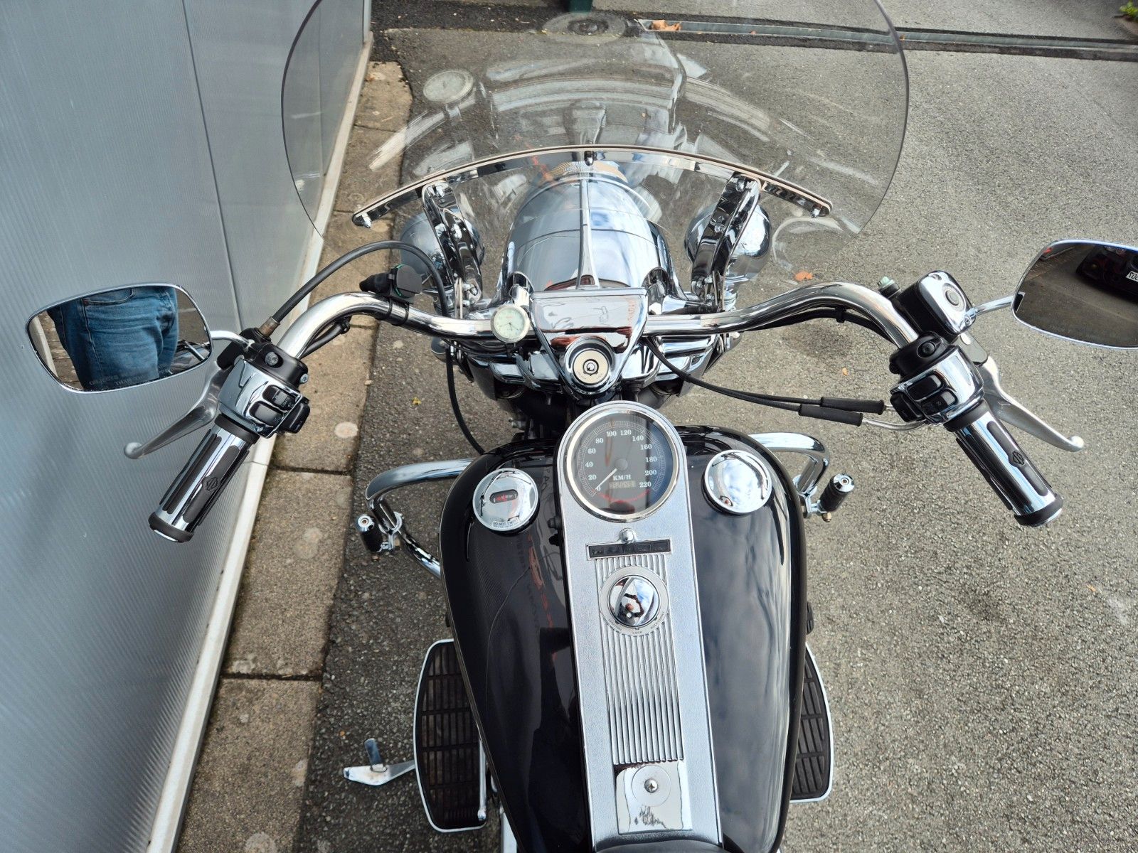 Fahrzeugabbildung Harley-Davidson FLHR °°ROAD KING EVO°° 98' DEUTSCHES MODELL