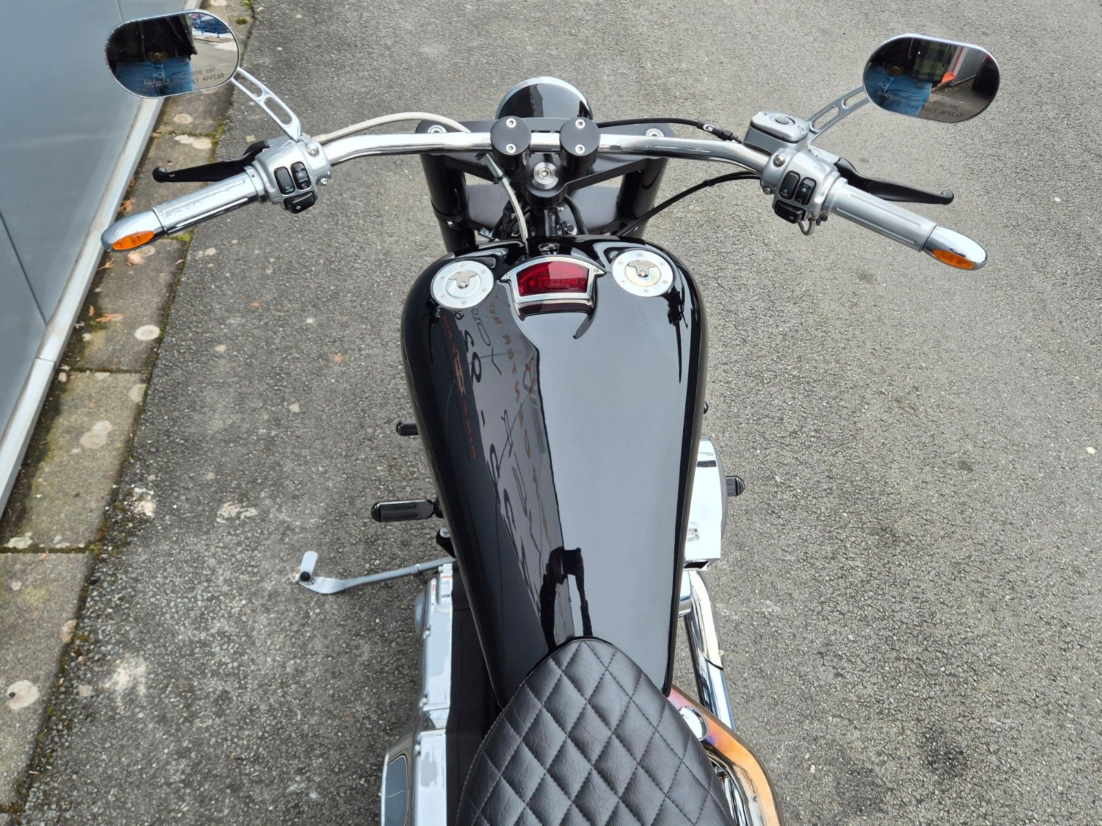 Fahrzeugabbildung Harley-Davidson FLSTF°°FAT BOY CUSTOM°°- VERSTELLB. - AUSPUFF -
