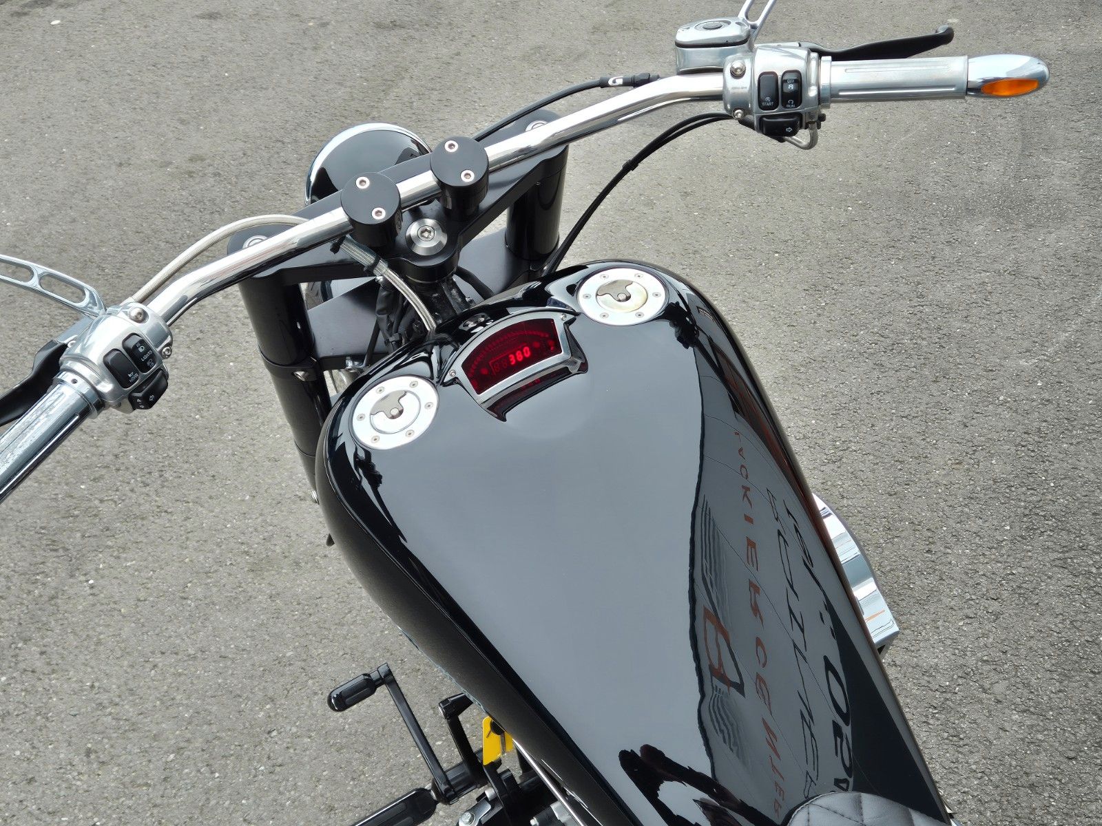 Fahrzeugabbildung Harley-Davidson FLSTF°°FAT BOY CUSTOM°°- VERSTELLB. - AUSPUFF -