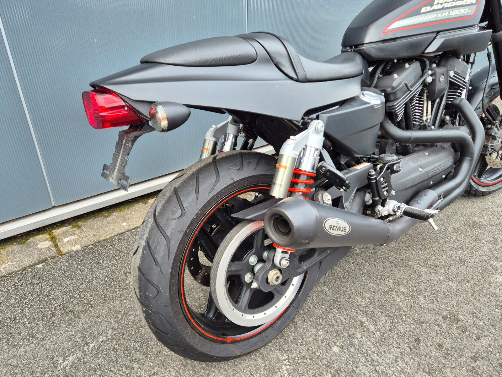 Fahrzeugabbildung Harley-Davidson XL1200 X °°SPORTSTER _LEGENDE°° *REMUS AUSPUFF*