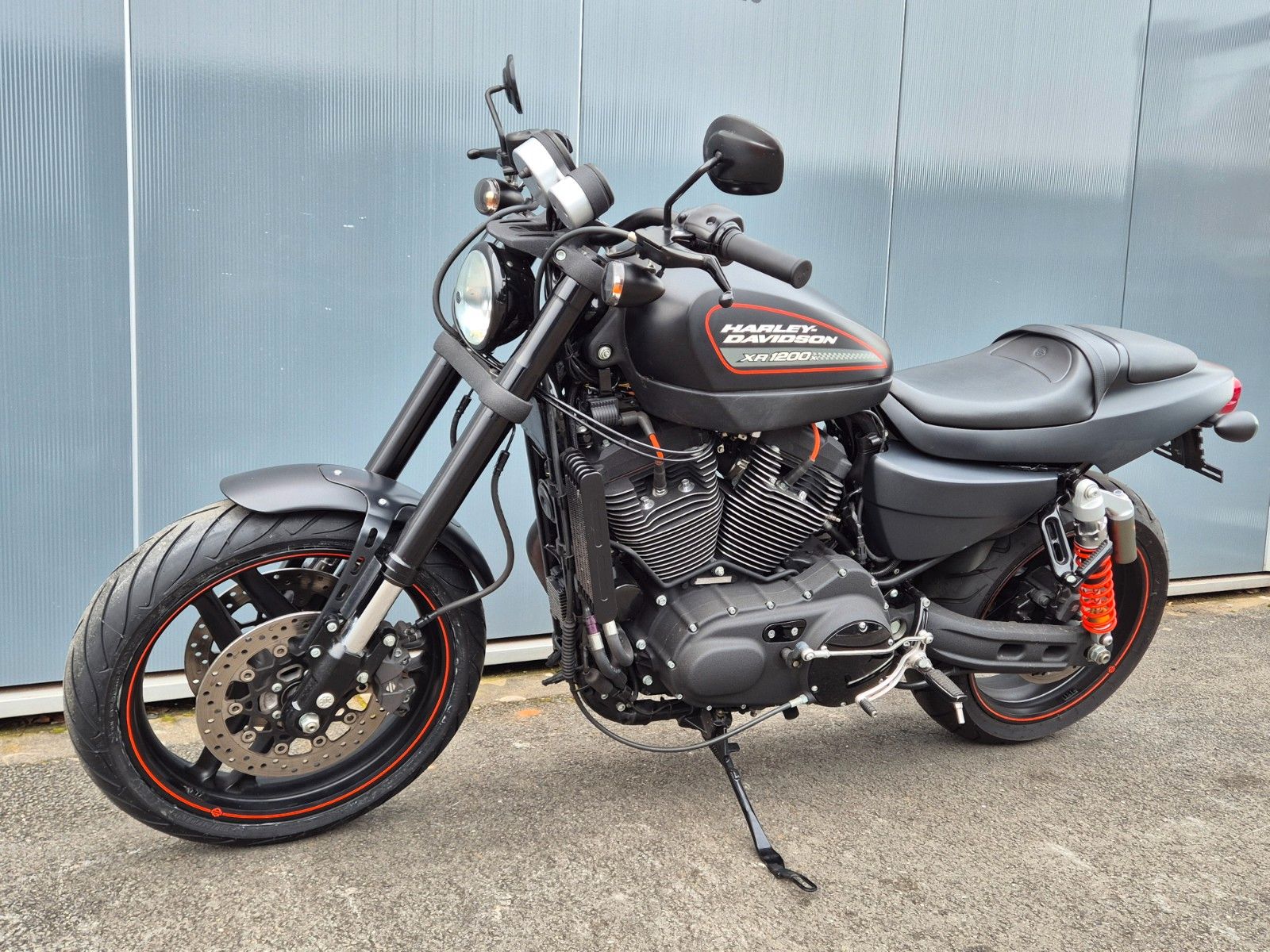 Fahrzeugabbildung Harley-Davidson XL1200 X °°SPORTSTER _LEGENDE°° *REMUS AUSPUFF*