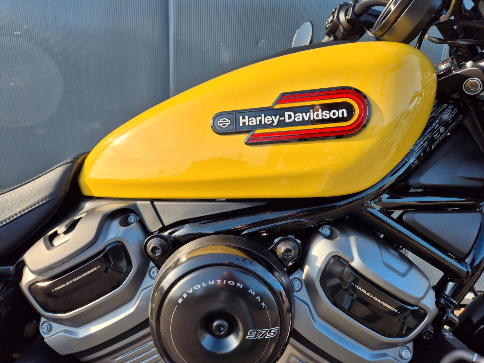 Fahrzeugabbildung Harley-Davidson RH975 °°NIGHTSTER SPECIAL°°