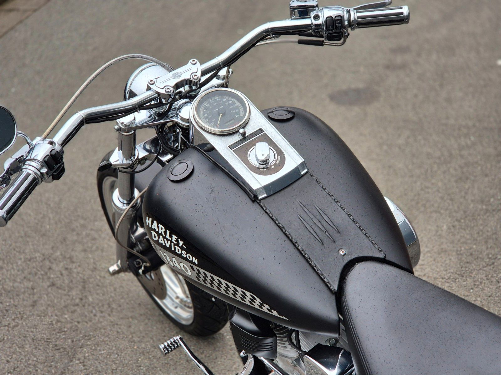 Fahrzeugabbildung Harley-Davidson FXST °°SOFTAIL CUSTOM°° *LAST FAT ASS EVO*