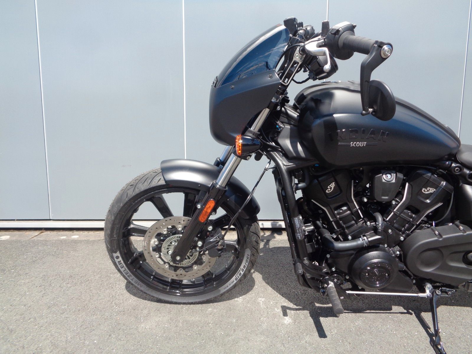 Fahrzeugabbildung Indian SPORT SCOUT LIMITED+TECH * 125 JAHRE AKTION