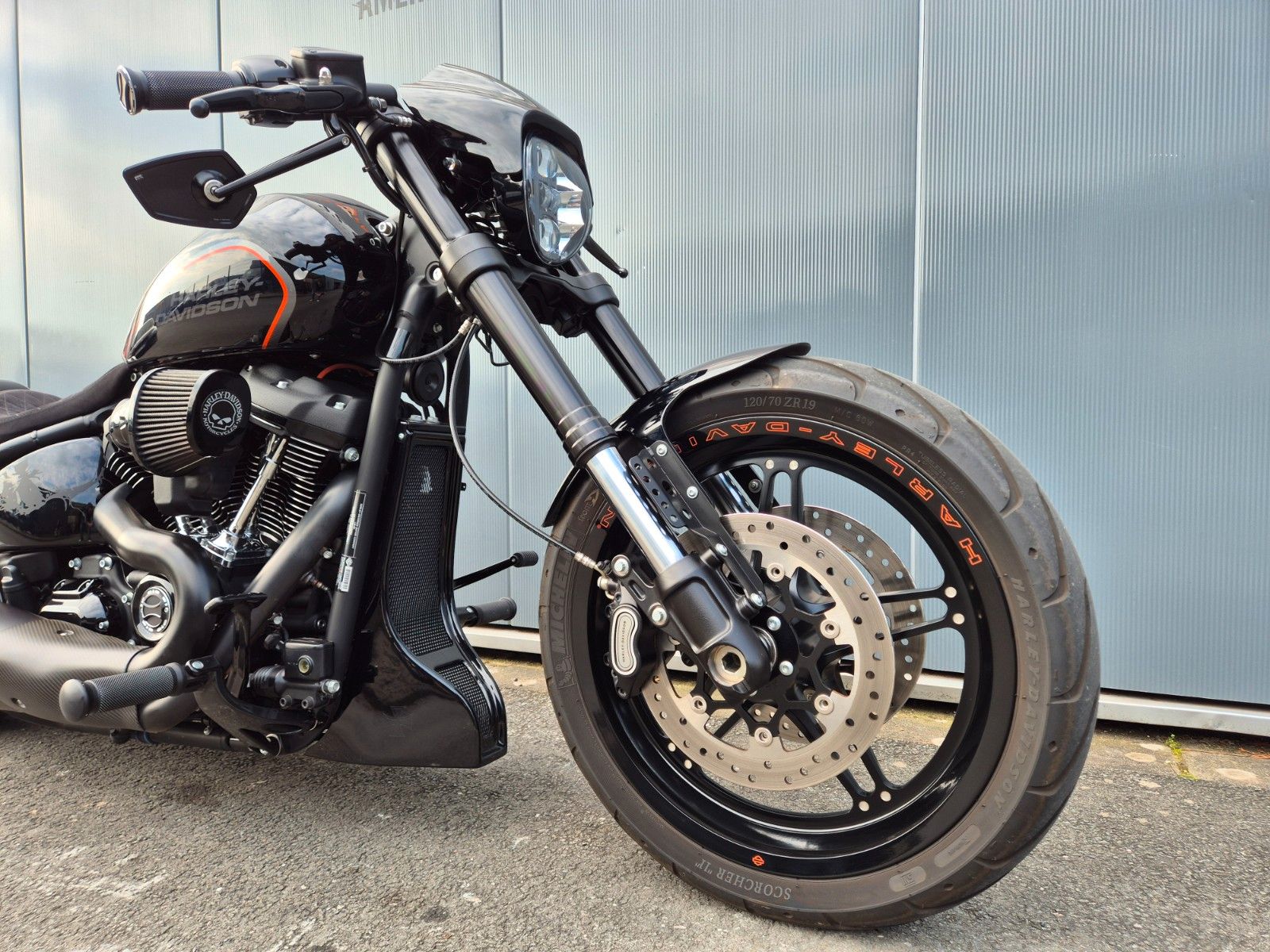 Fahrzeugabbildung Harley-Davidson FXDR 114 °°CUSTOM SOFTAIL°° - THUNDERBIKE -