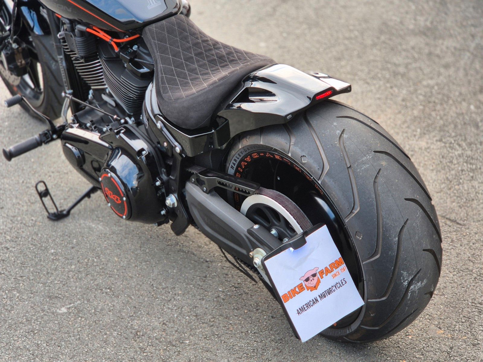 Fahrzeugabbildung Harley-Davidson FXDR 114 °°CUSTOM SOFTAIL°° - THUNDERBIKE -