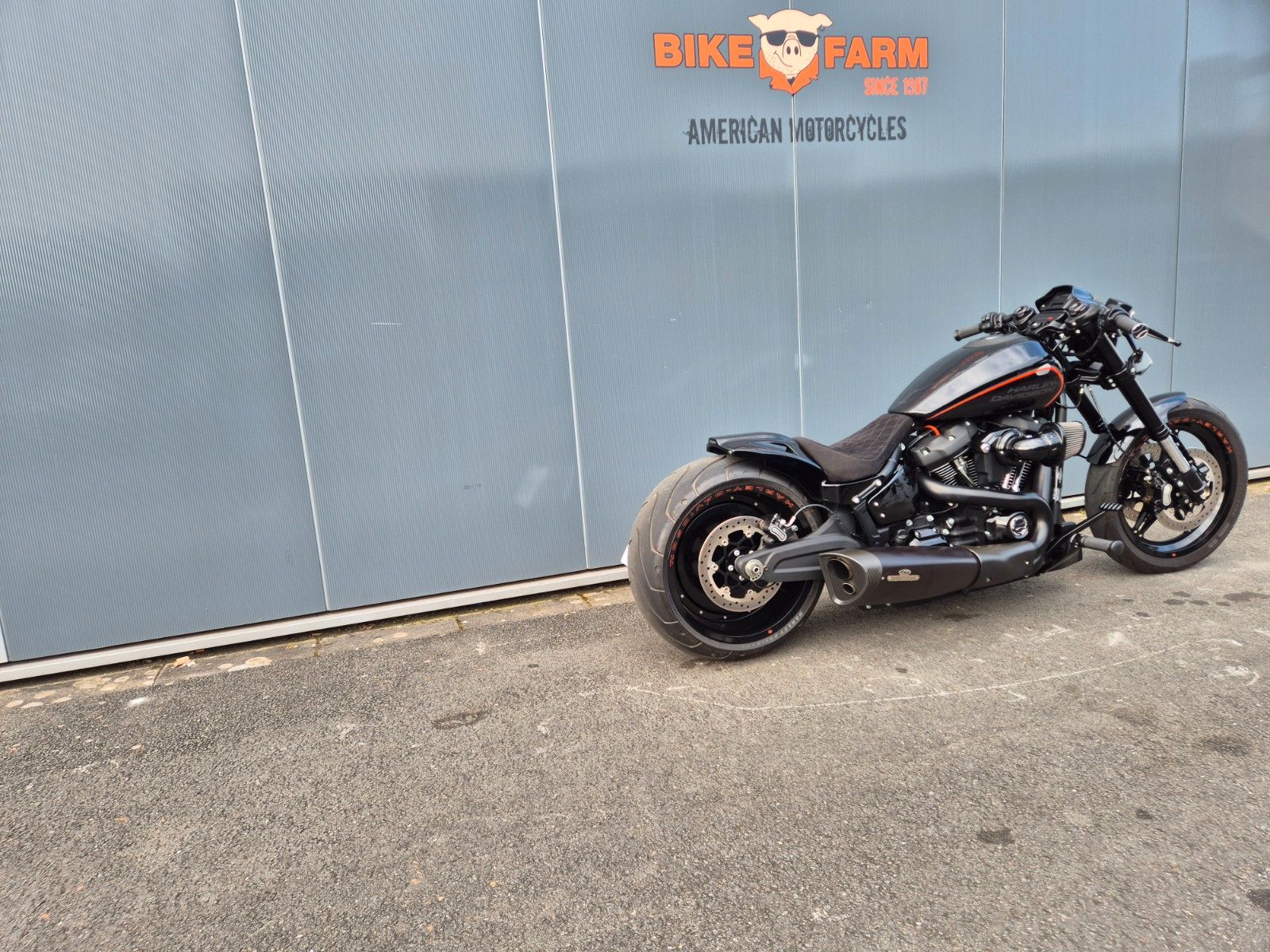 Fahrzeugabbildung Harley-Davidson FXDR 114 °°CUSTOM SOFTAIL°° - THUNDERBIKE -