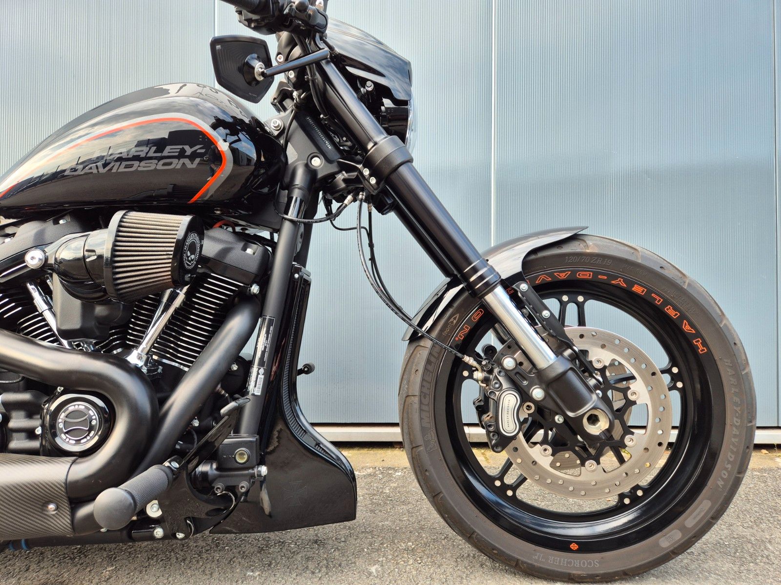 Fahrzeugabbildung Harley-Davidson FXDR 114 °°CUSTOM SOFTAIL°° - THUNDERBIKE -