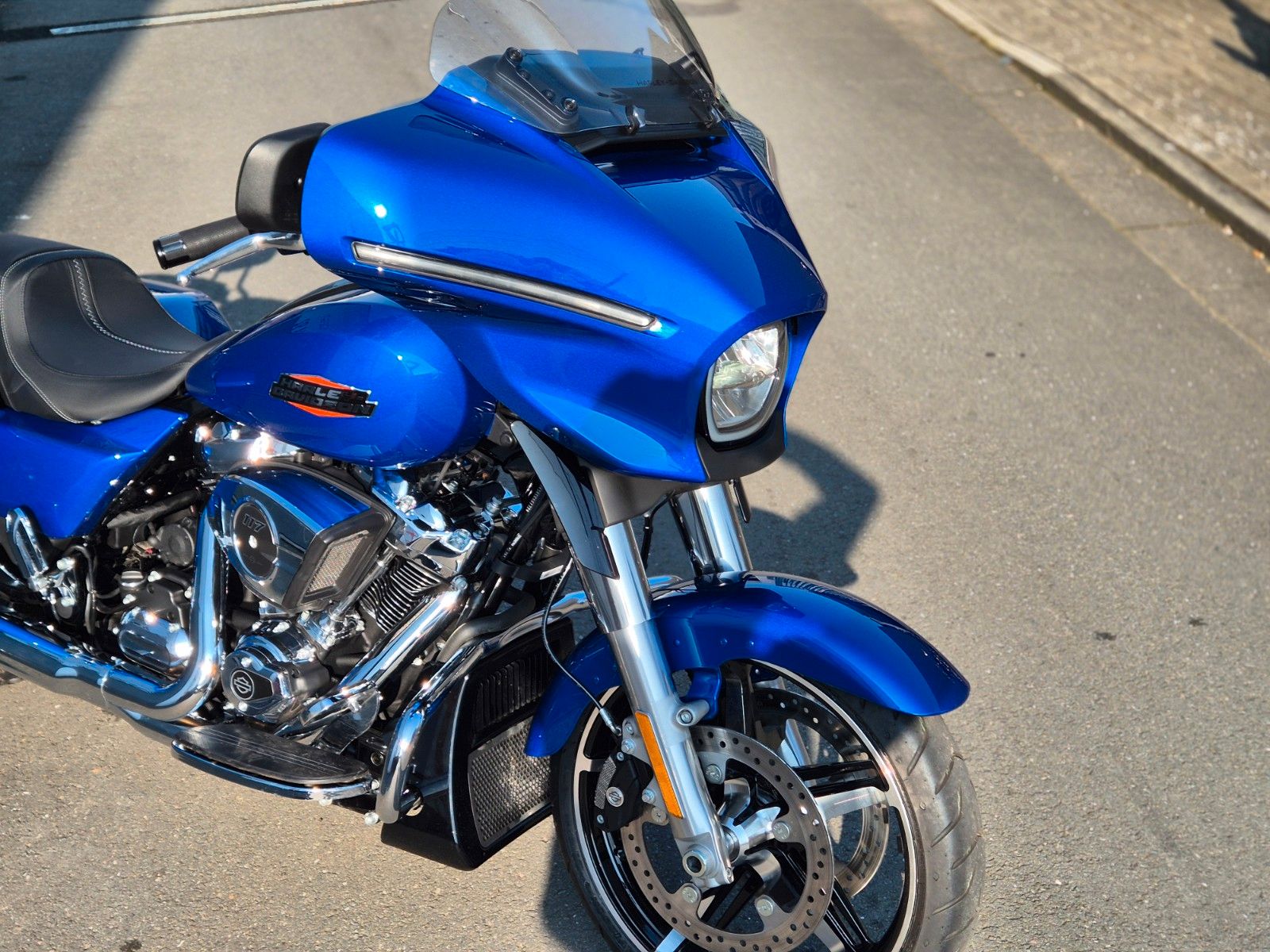 Fahrzeugabbildung Harley-Davidson °°STREET GLIDE°° - KESS TECH AUSPUFF -