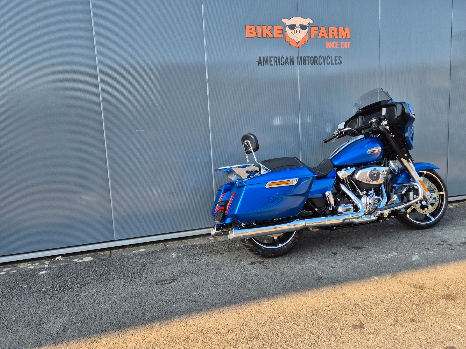 Fahrzeugabbildung Harley-Davidson °°STREET GLIDE°° - KESS TECH AUSPUFF -