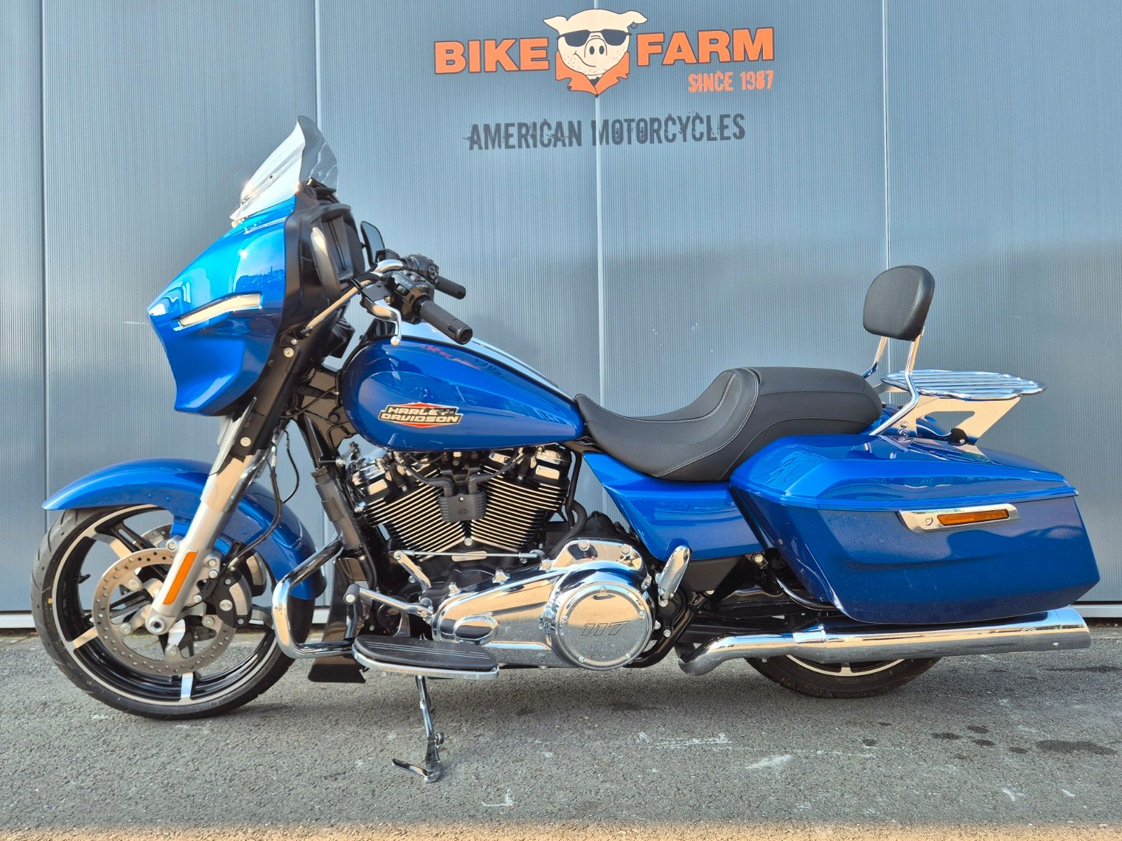 Fahrzeugabbildung Harley-Davidson °°STREET GLIDE°° - KESS TECH AUSPUFF -