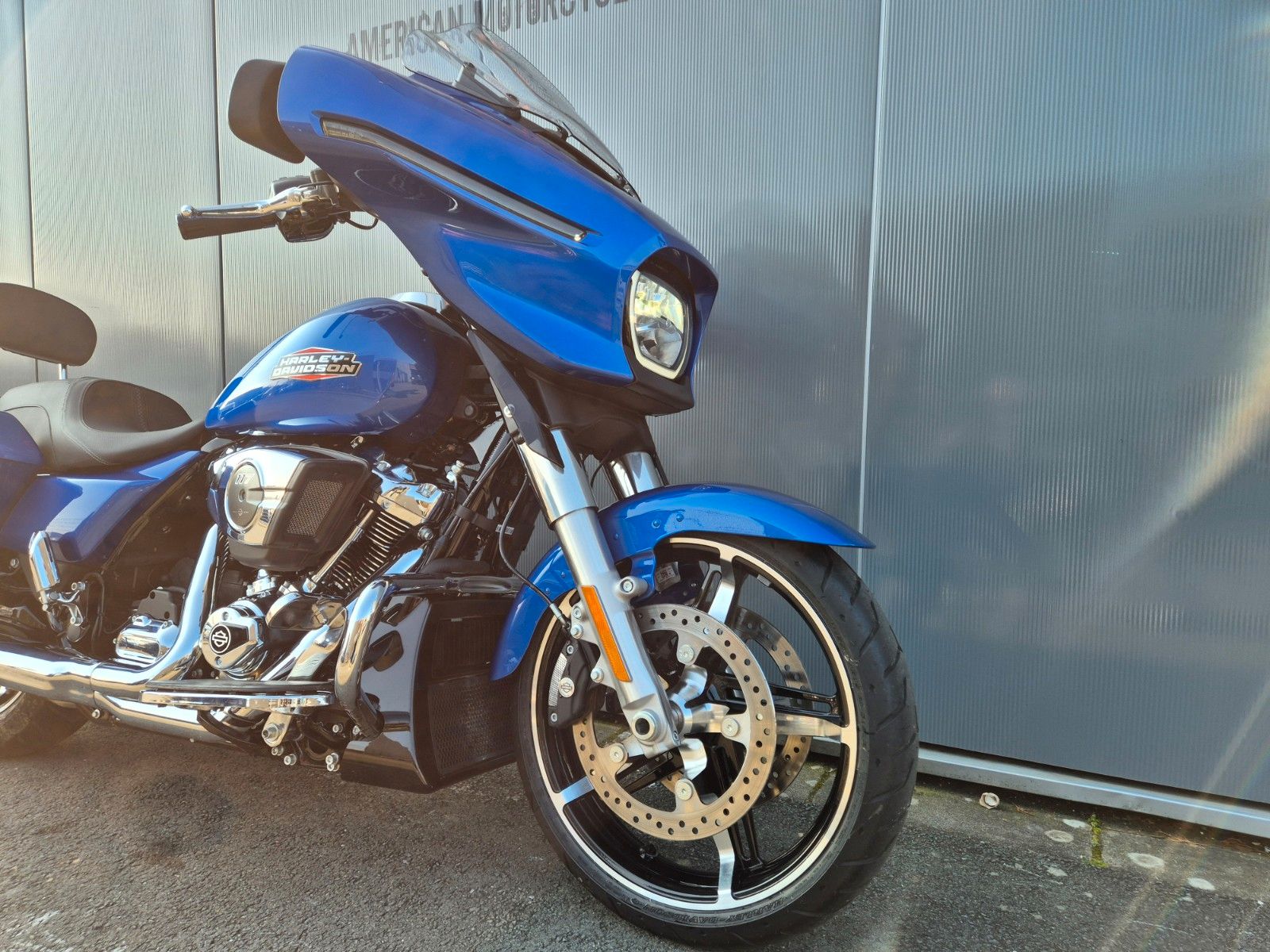 Fahrzeugabbildung Harley-Davidson °°STREET GLIDE°° - KESS TECH AUSPUFF -
