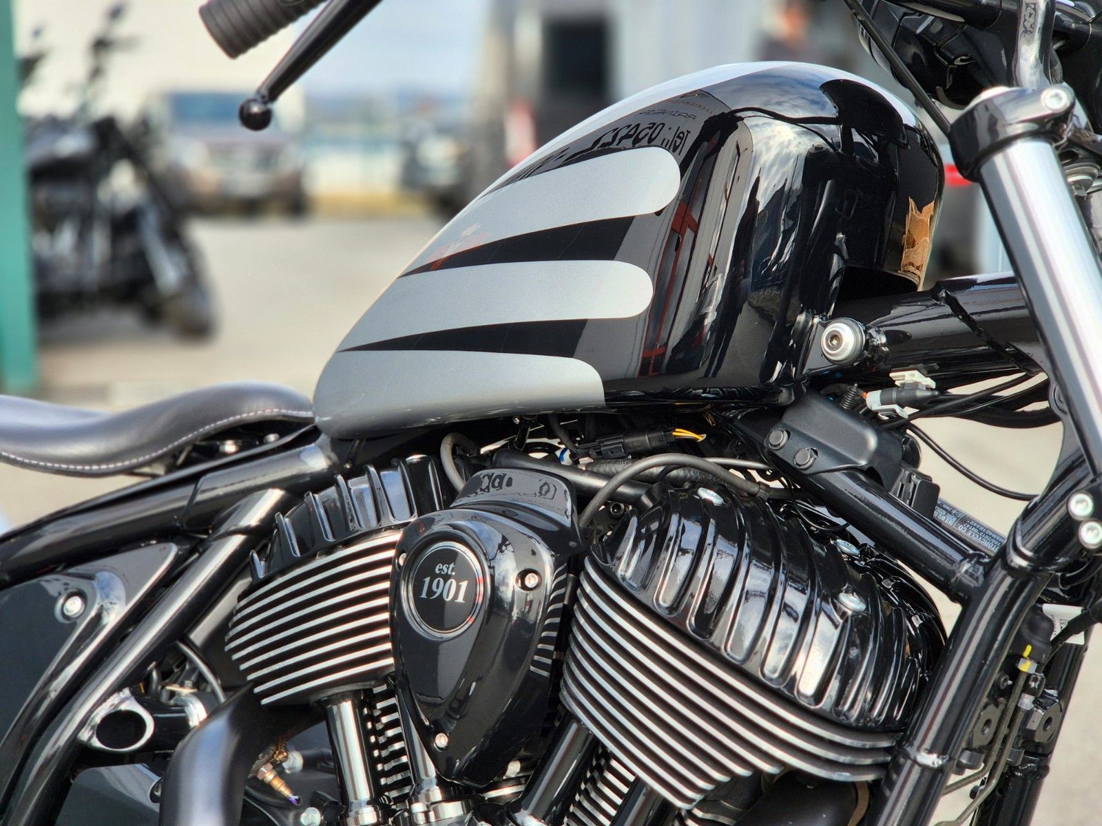 Fahrzeugabbildung Indian CHIEF BOBBER °°XL CUSTOM°° -JEKILL&HYDE-