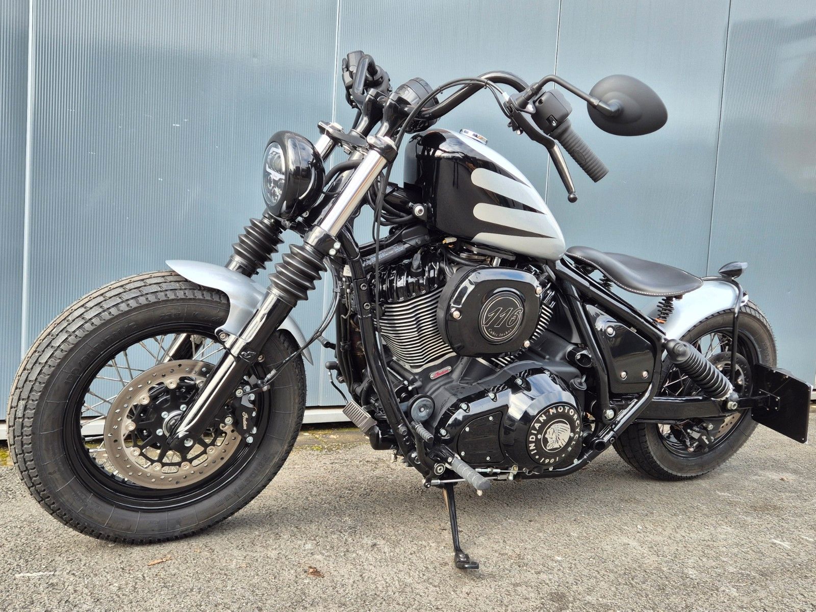 Fahrzeugabbildung Indian CHIEF BOBBER °°XL CUSTOM°° -JEKILL&HYDE-