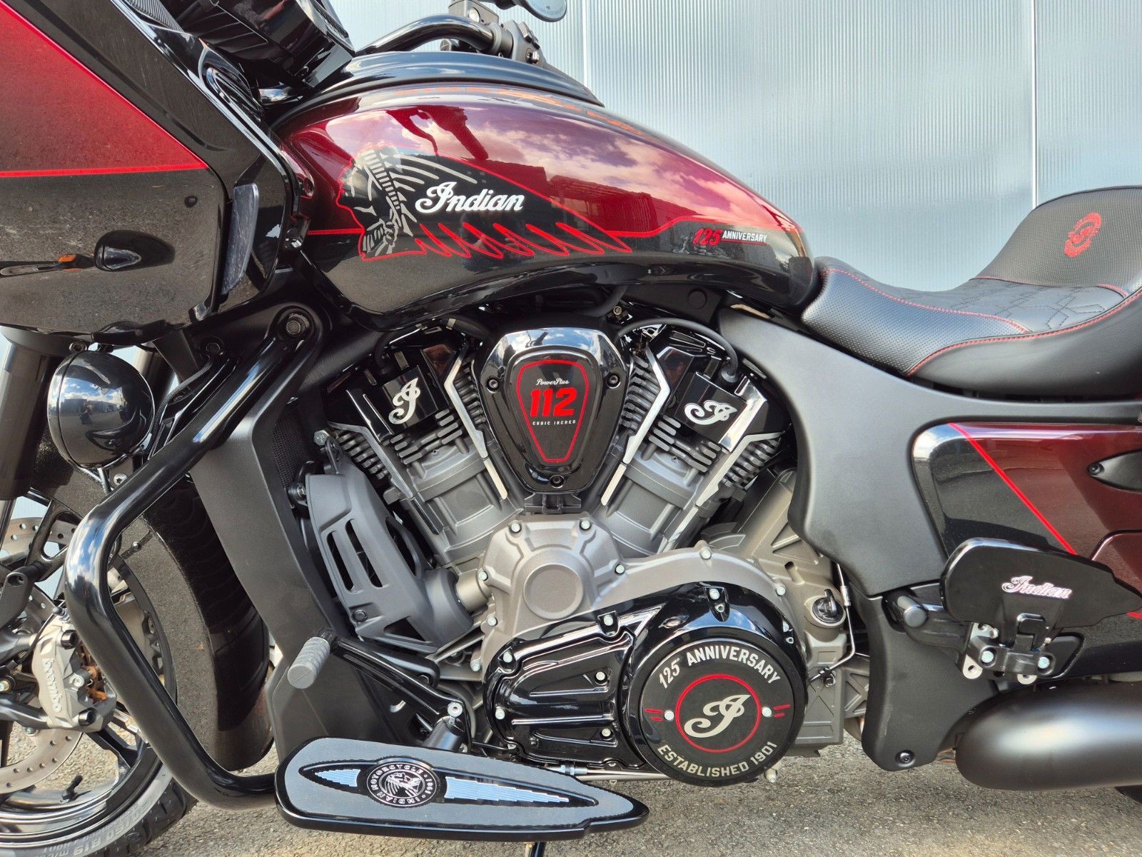 Fahrzeugabbildung Indian CHALLENGER-125 JAHRE ANV - LIMITED - 217 of 250