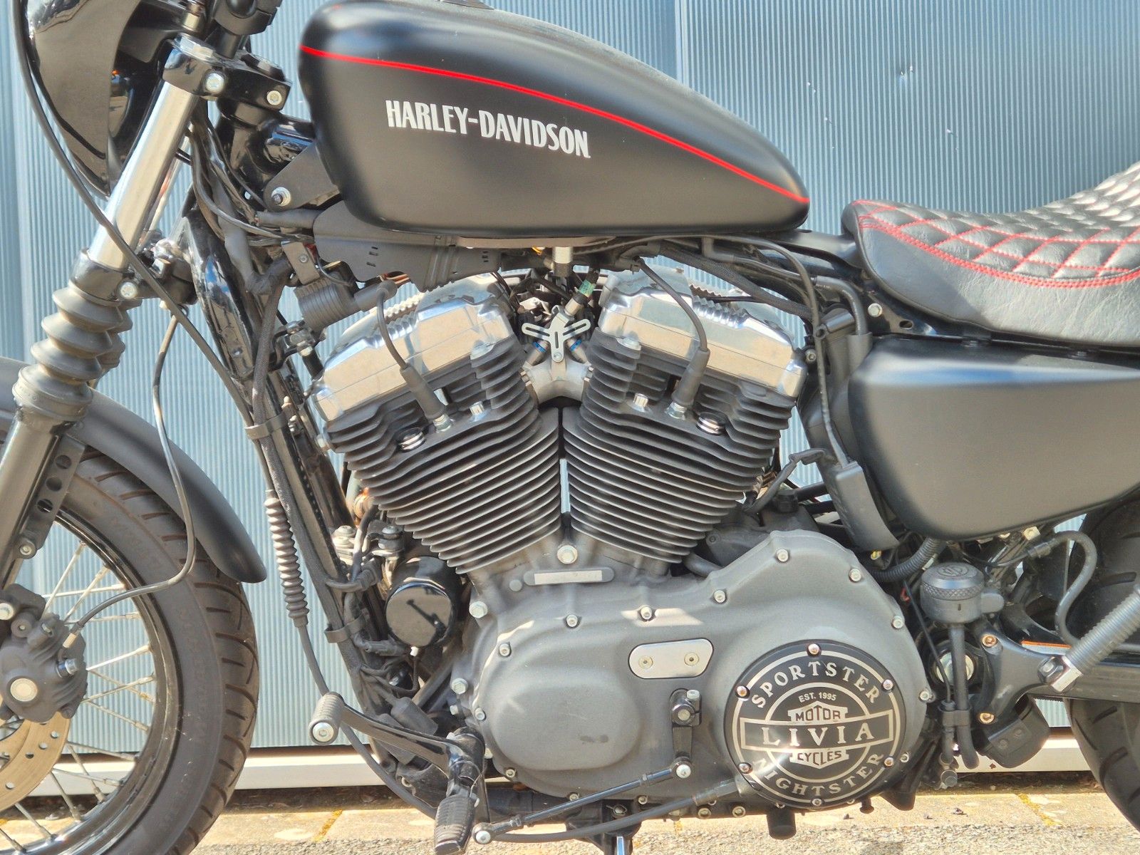Fahrzeugabbildung Harley-Davidson XL1200 N °°IRON 1200°° SPORTSTER