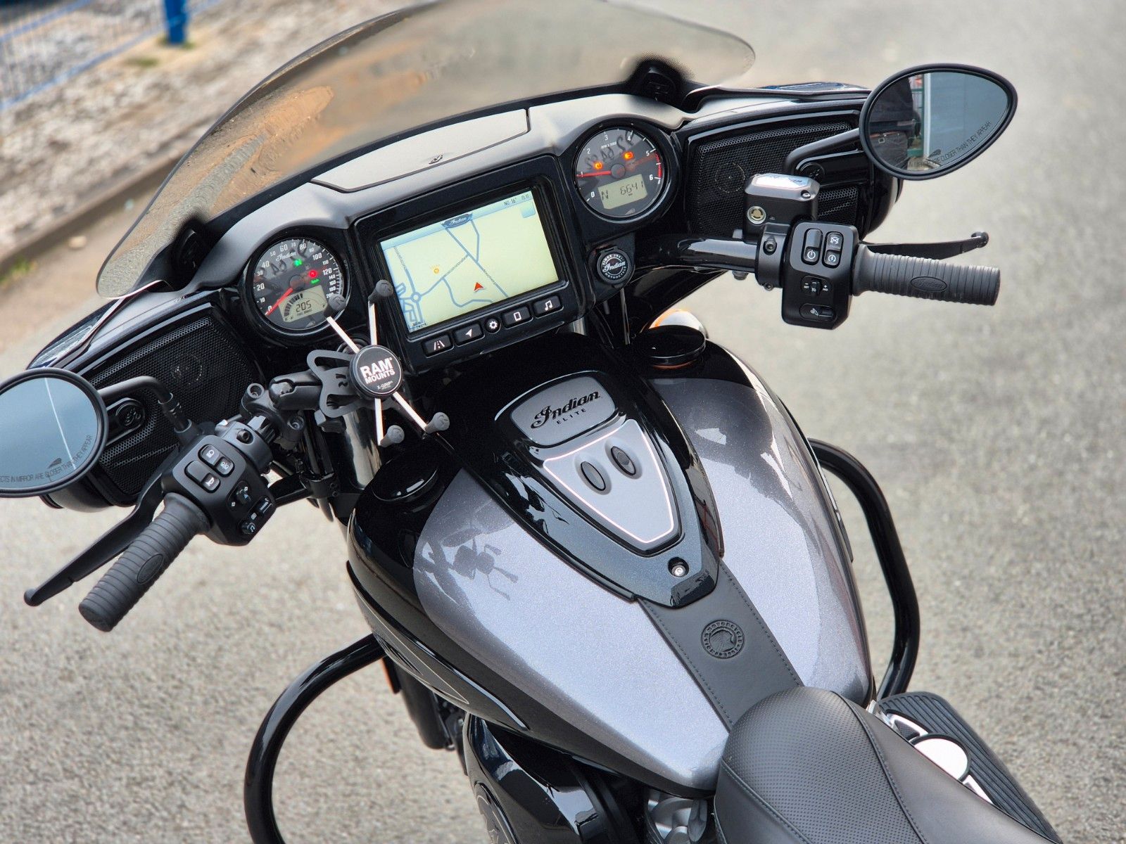 Fahrzeugabbildung Indian CHIEFTAIN ELITE -120 ANV- *LIMITED*