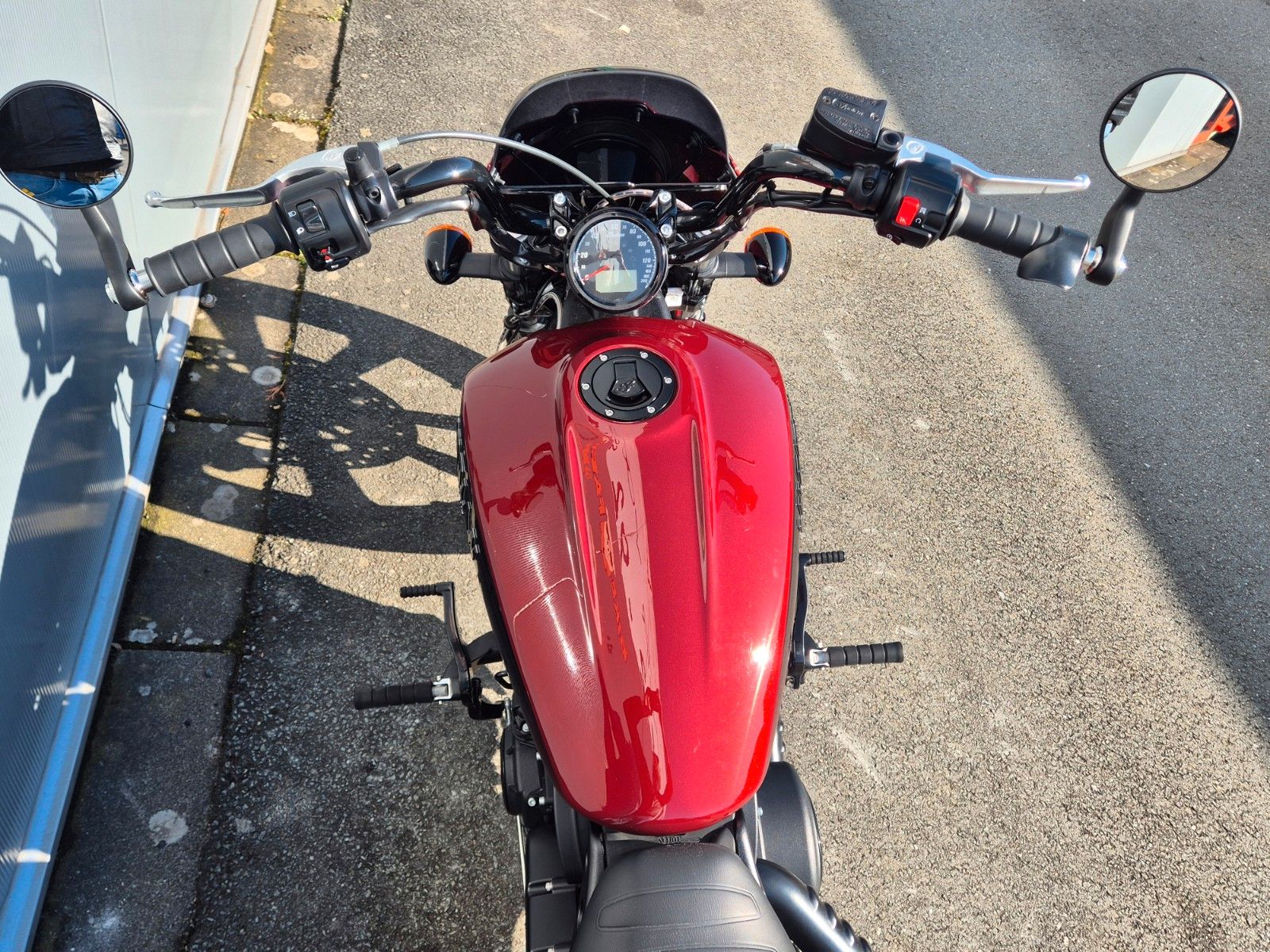 Fahrzeugabbildung Indian SCOUT ROGUE °°SCHURKE°°
