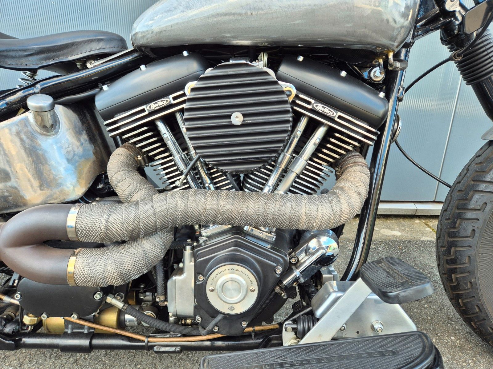 Fahrzeugabbildung Harley-Davidson FXST °°SOFTAIL CUSTOM°° -RAW OLDSCHOOL-