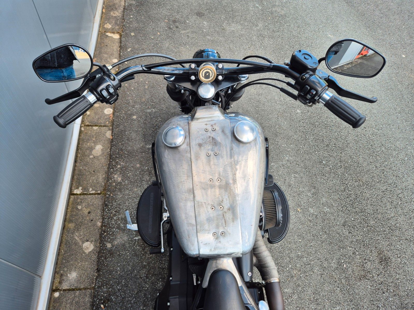 Fahrzeugabbildung Harley-Davidson FXST °°SOFTAIL CUSTOM°° -RAW OLDSCHOOL-