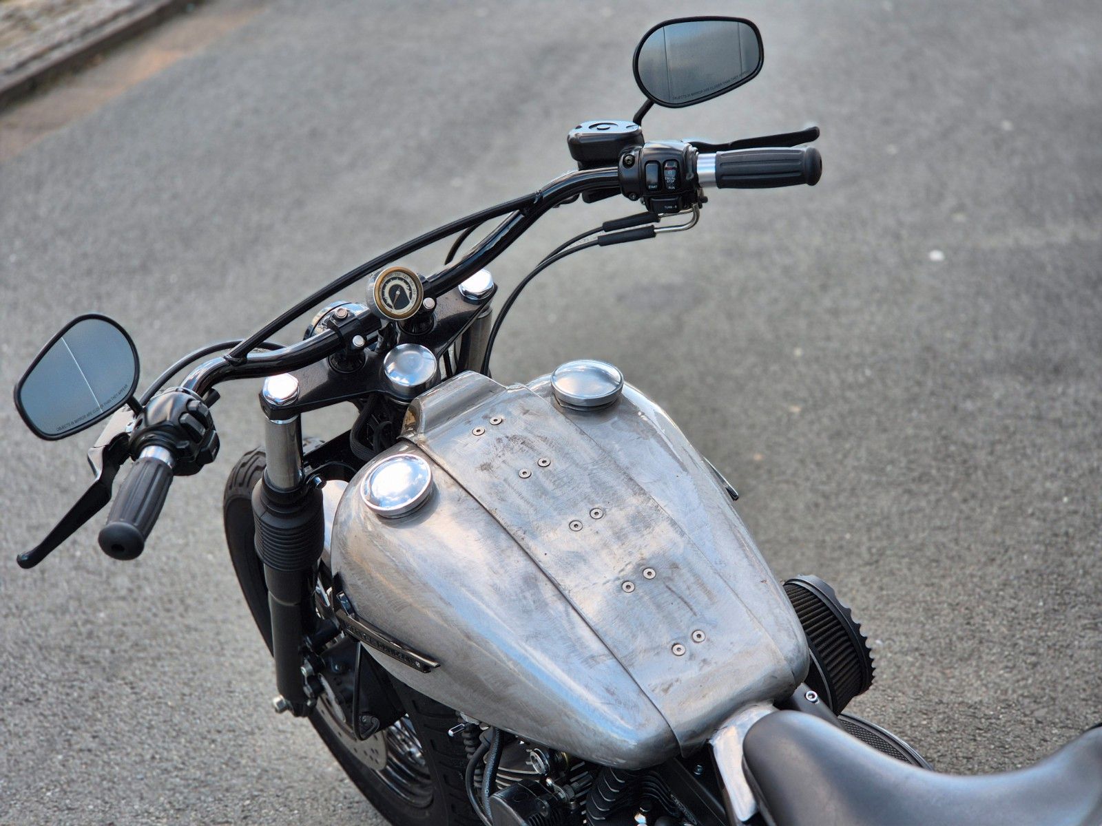 Fahrzeugabbildung Harley-Davidson FXST °°SOFTAIL CUSTOM°° -RAW OLDSCHOOL-