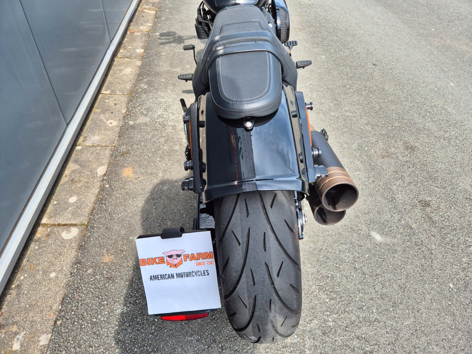 Fahrzeugabbildung Harley-Davidson FXFBS °°FAT BOB 114°°-JEKILL&HYDE-AIRRIDE-