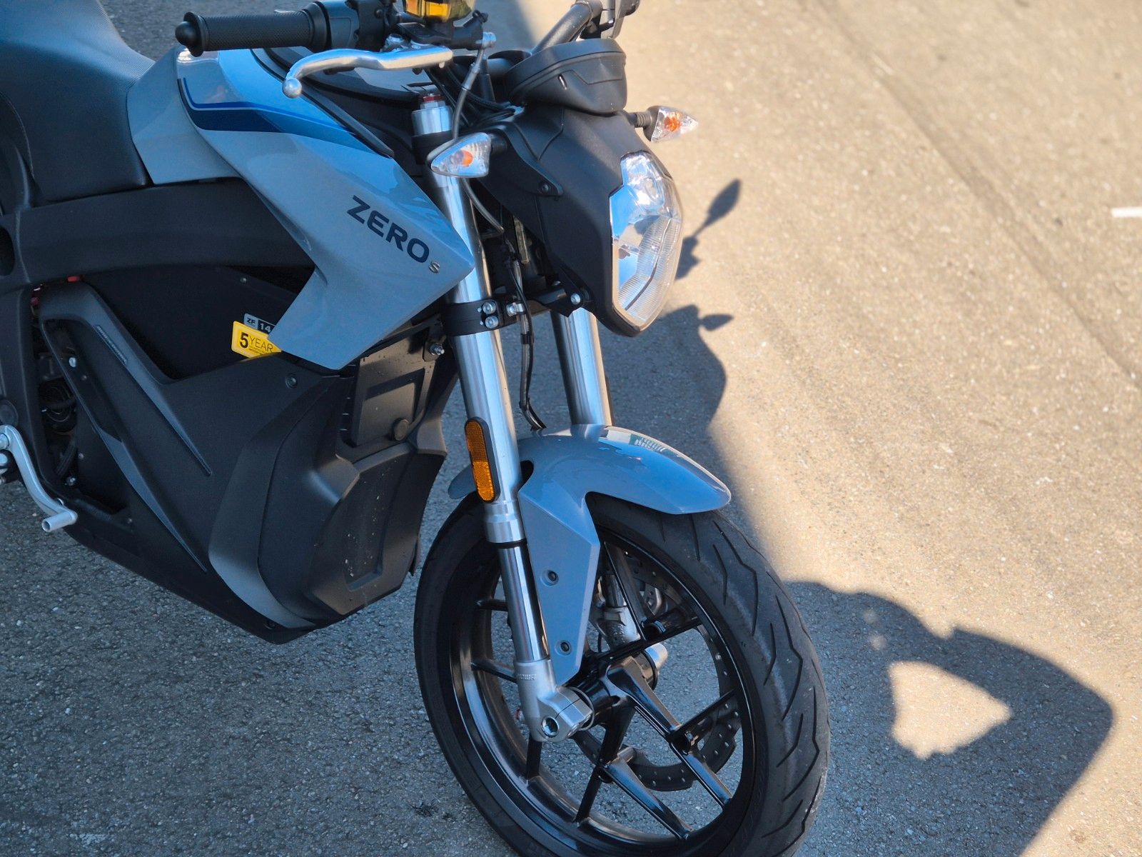Fahrzeugabbildung Zero ZERO S MOTORCYCLES - Z3 - ZF 14.4
