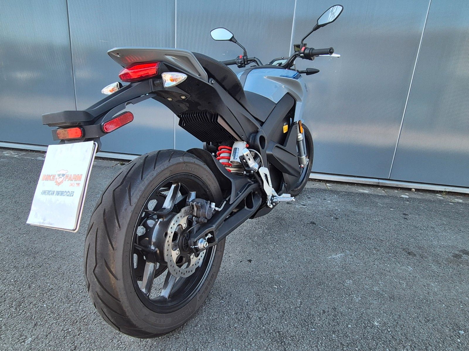 Fahrzeugabbildung Zero ZERO S MOTORCYCLES - Z3 - ZF 14.4