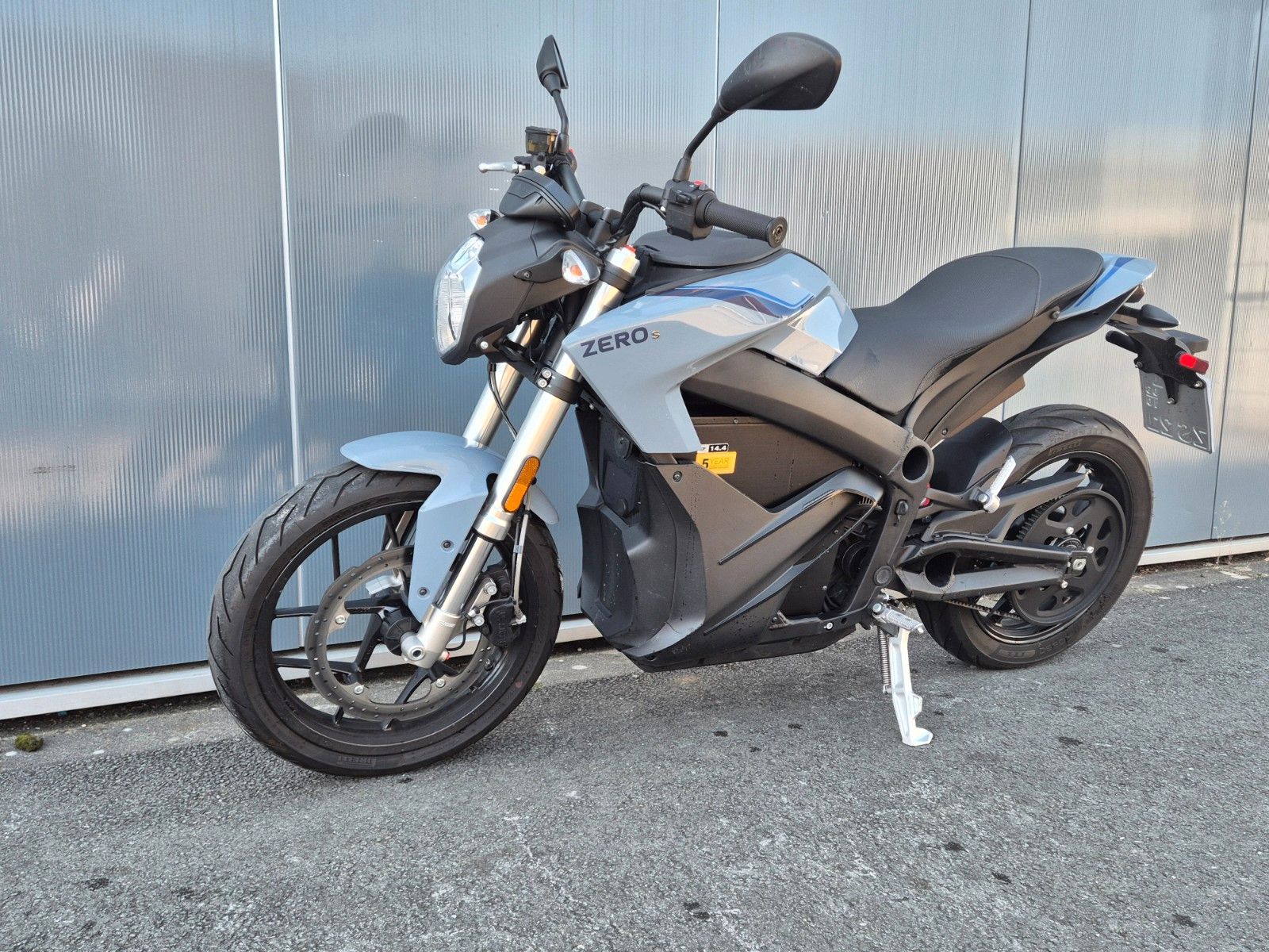 Fahrzeugabbildung Zero ZERO S MOTORCYCLES - Z3 - ZF 14.4