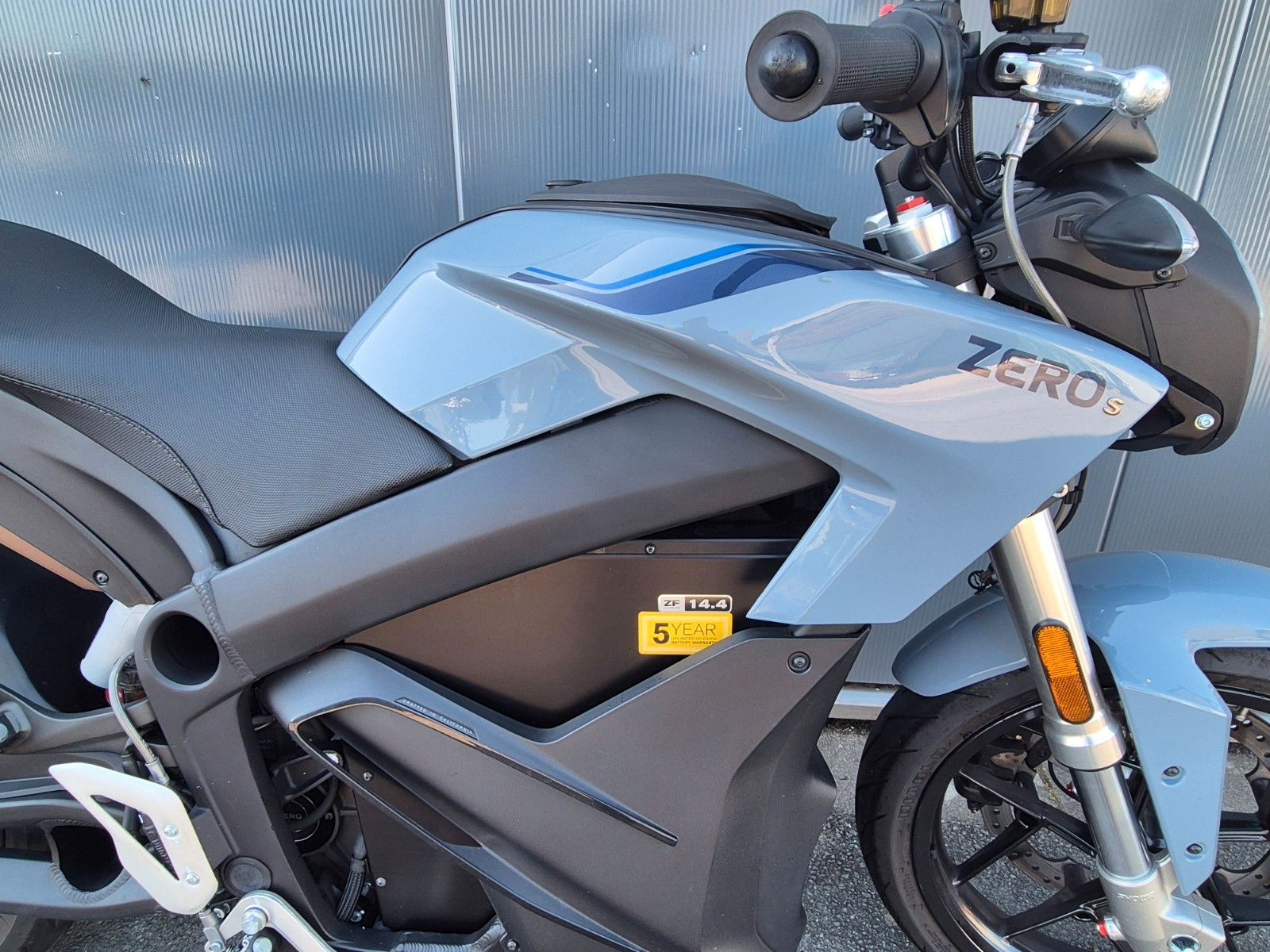Fahrzeugabbildung Zero ZERO S MOTORCYCLES - Z3 - ZF 14.4