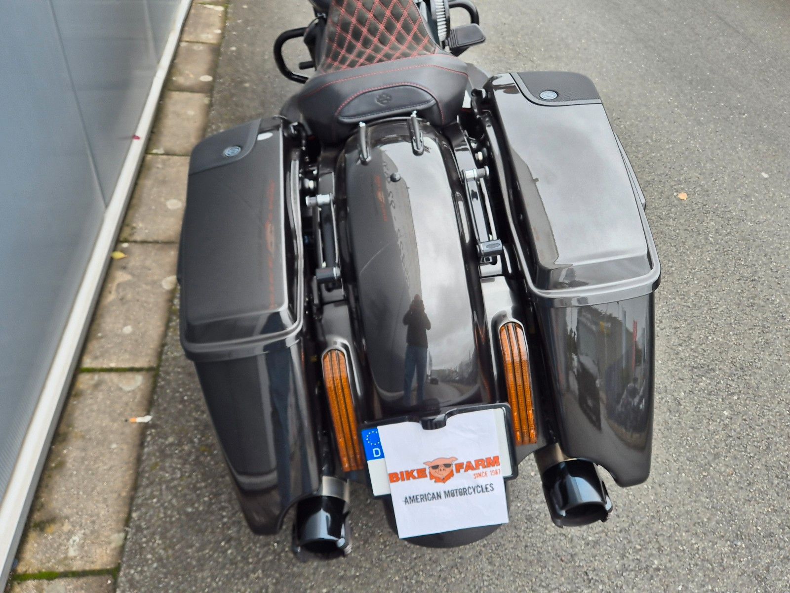 Fahrzeugabbildung Harley-Davidson FLTRXSE°°CVO ROAD GLIDE CUSTOM°° *PENZL AUSPUFF*