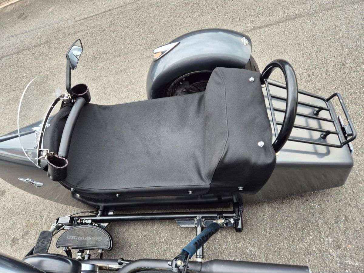 Fahrzeugabbildung Harley-Davidson FLSTFB °°FAT BOY°° - MIT BEIWAGEN -
