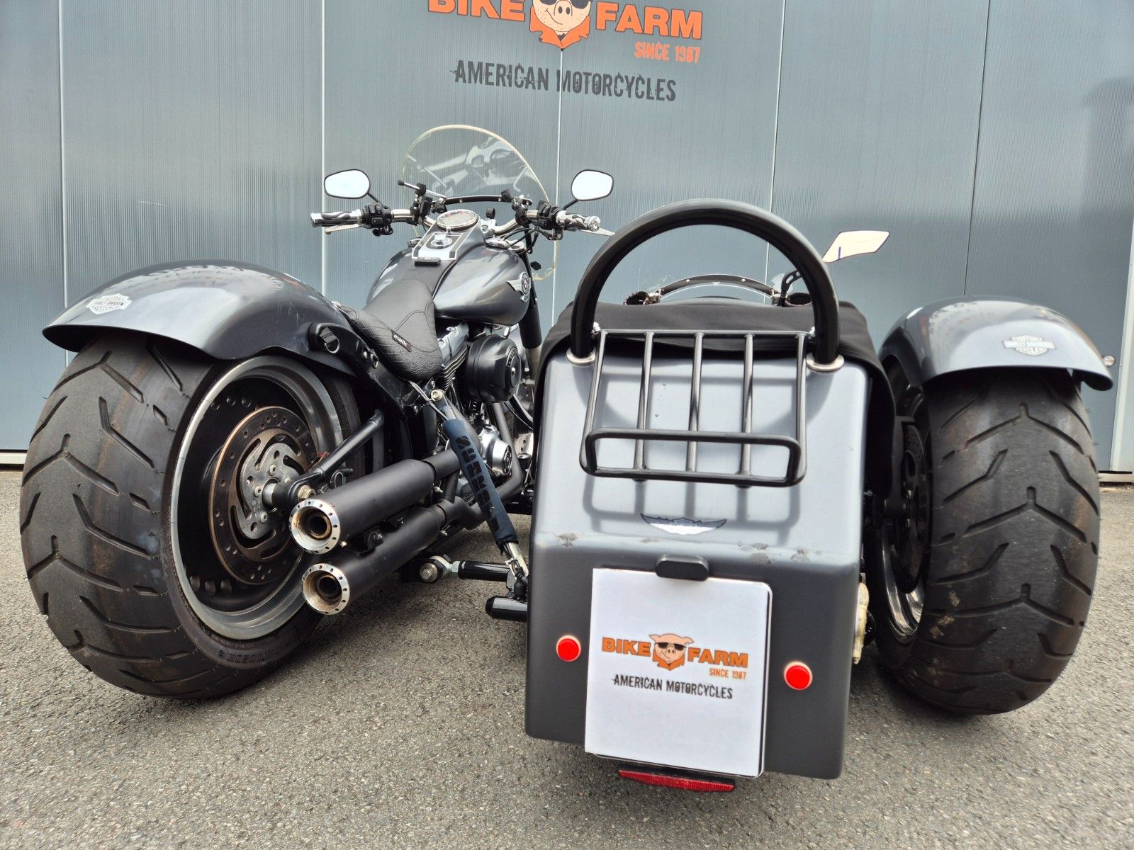 Fahrzeugabbildung Harley-Davidson FLSTFB °°FAT BOY°° - MIT BEIWAGEN -